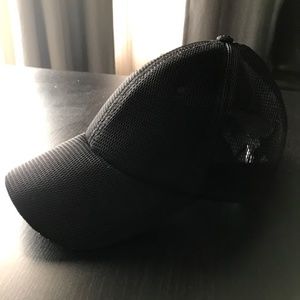 Ivy Park mesh Base Ball Cap